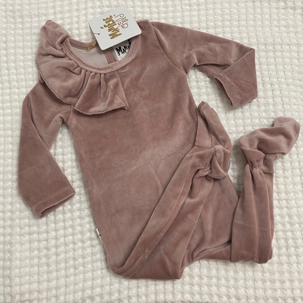 NWT Maniere Girls Velour Footie 18m(12m)